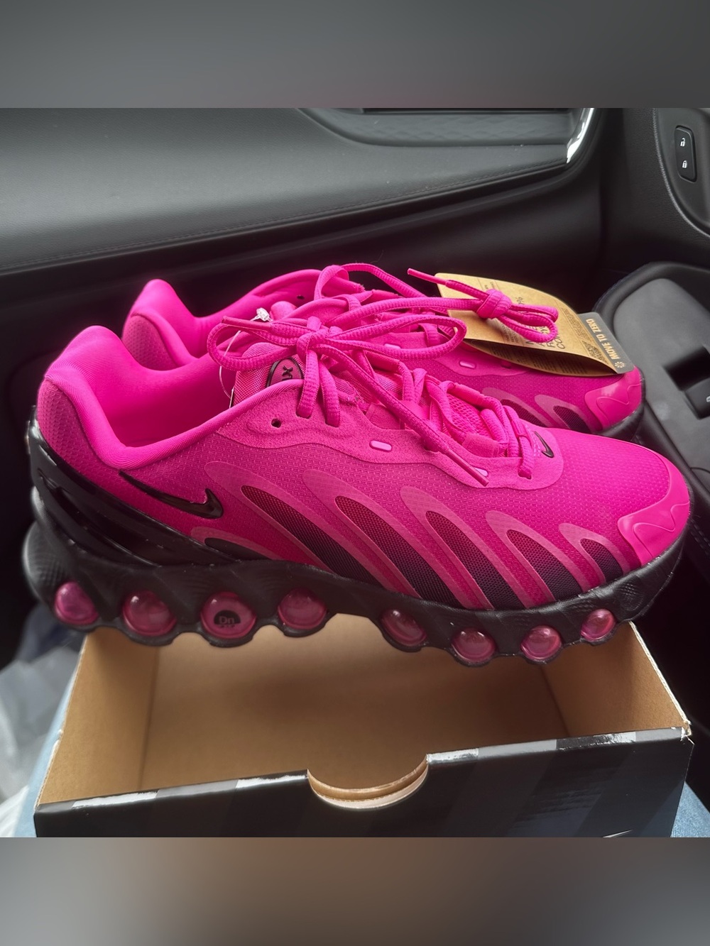 Women’s Air Max DN8